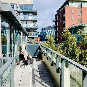 Apartment Charming Duplex In Grand Canal, Dublin