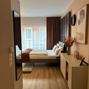 https://broadway-residence-1077.inbudapesthotels.com