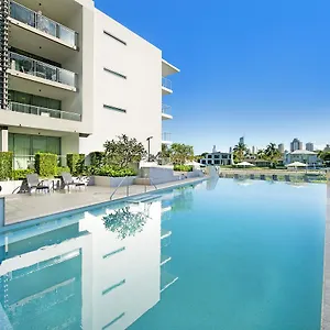 https://freshwater-point-resort.queenslandhotels.net